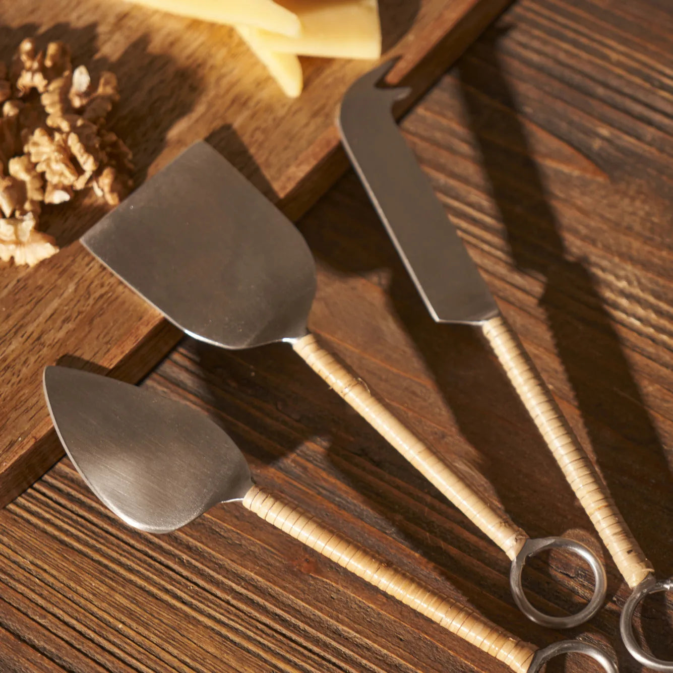 Plovd Cheese Knife Set with Rattan Handles (3 Piece) detail view
