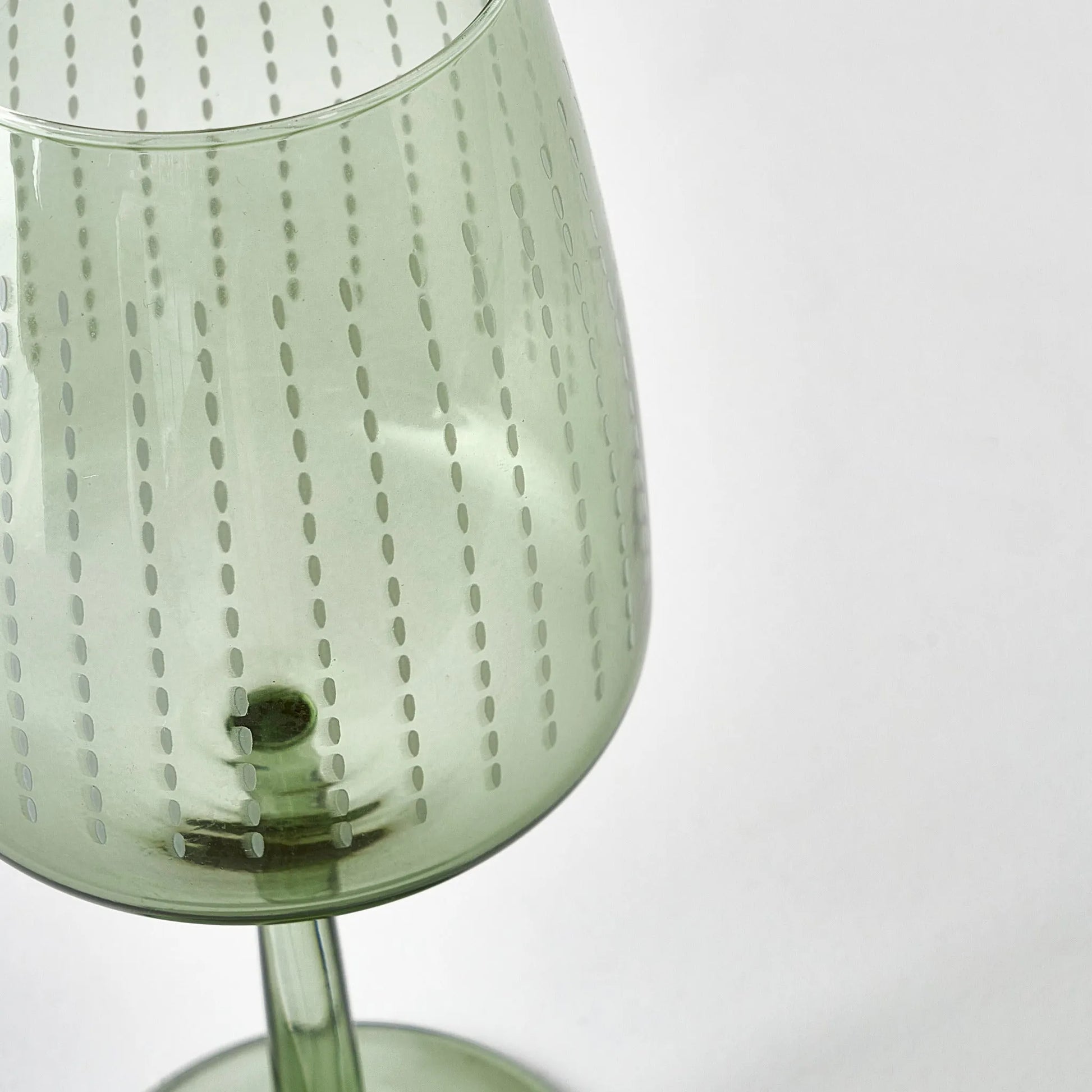 Point Wine Glass detail view