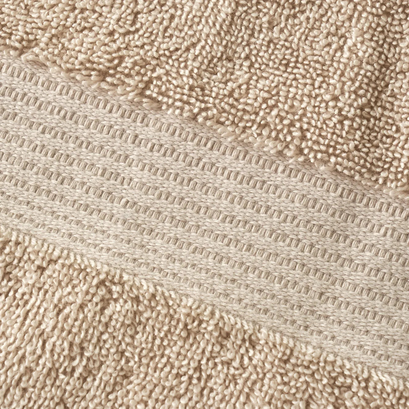 Premium Dorita Cotton Bath Towel texture detail