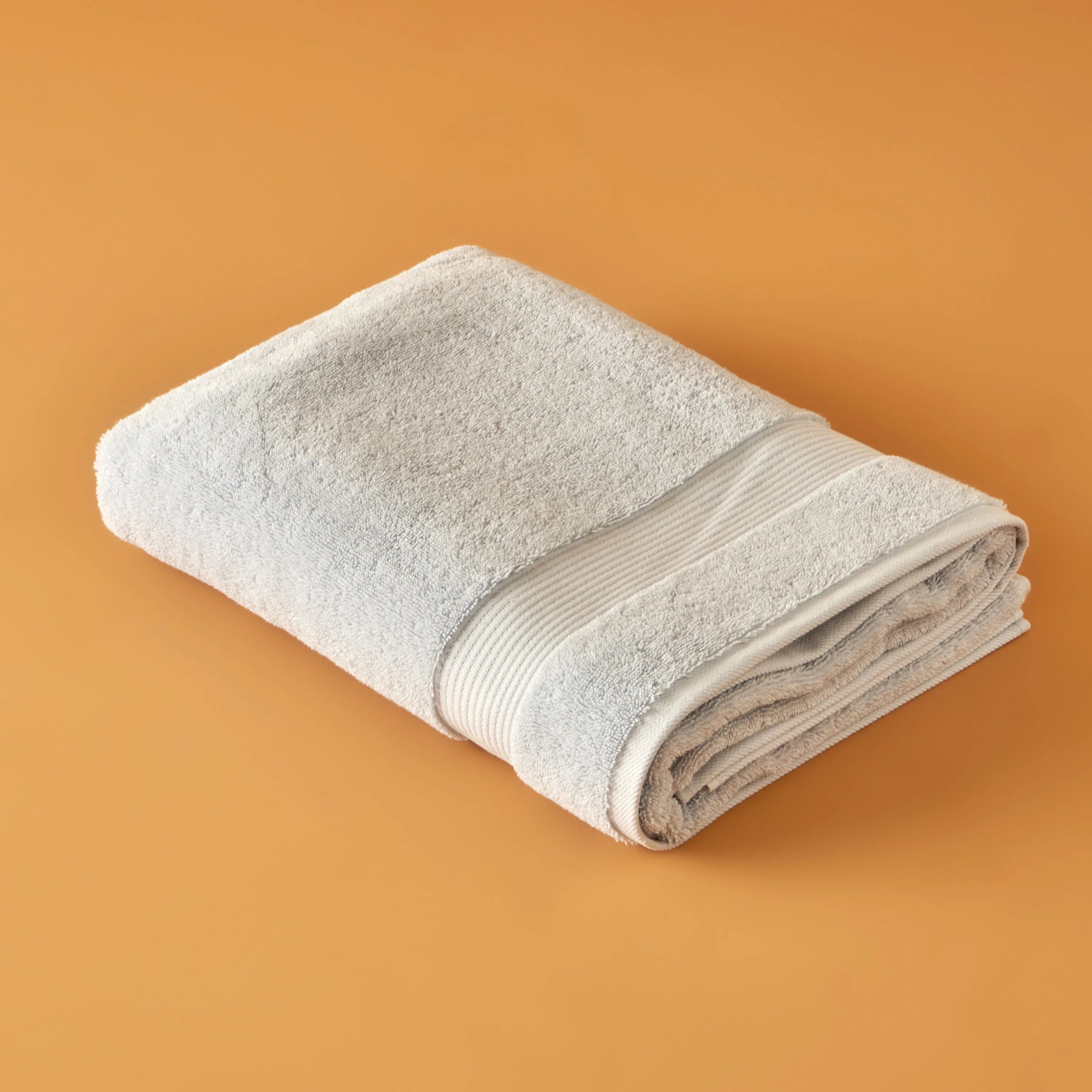 Premium Dorita Cotton Bath Towel design detail