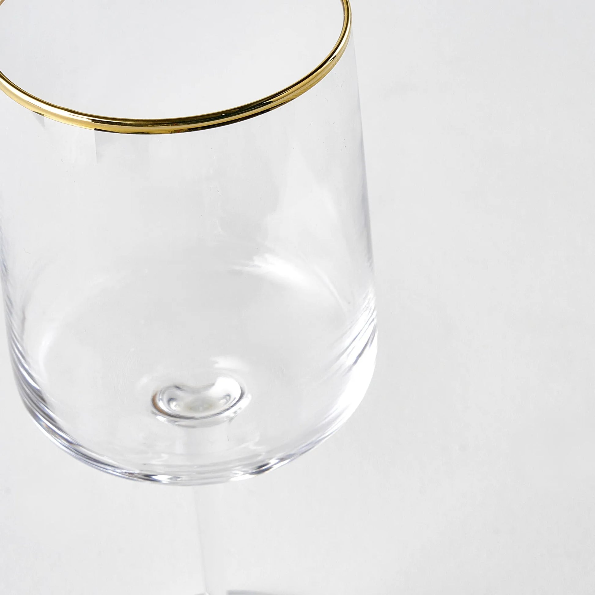 Premium Wine Glass with Silver/Gold Rim detail view