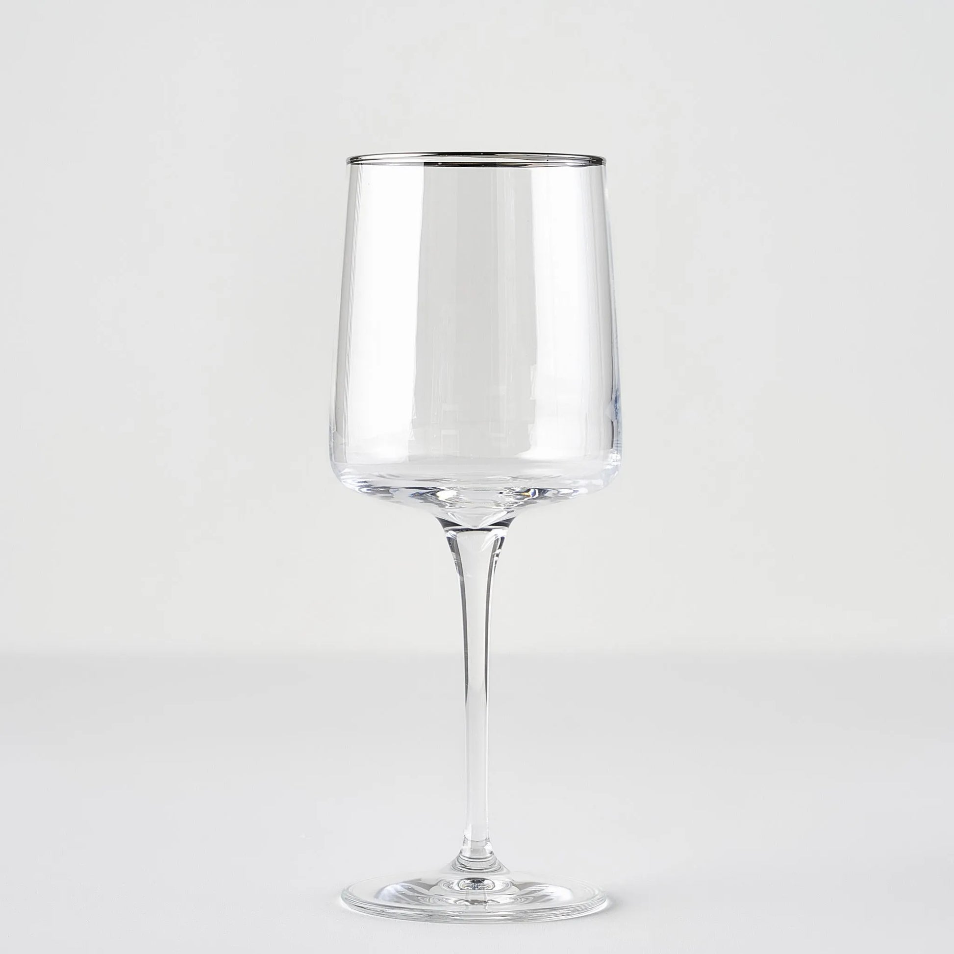 Premium Wine Glass with Silver/Gold Rim texture detail