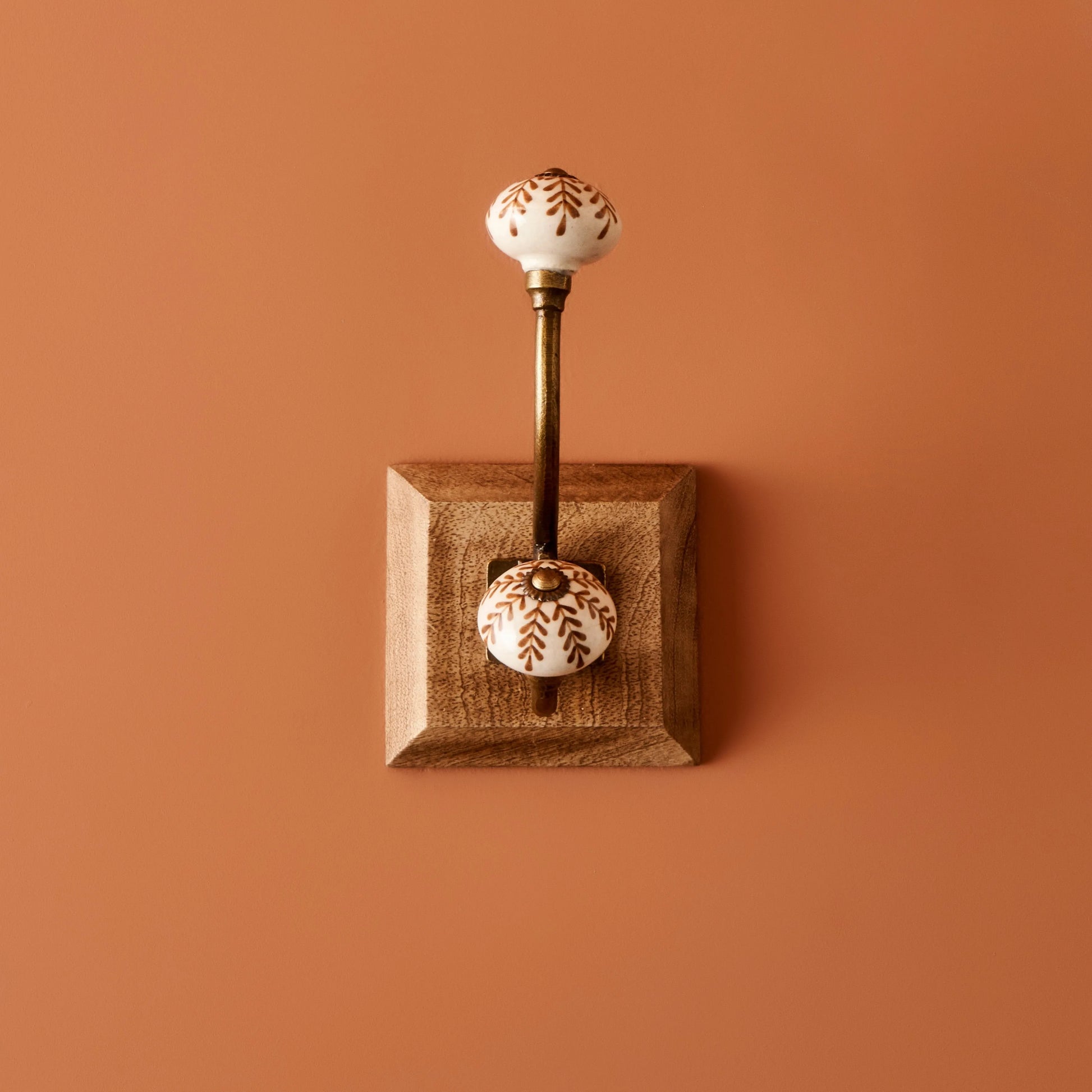 Rosia Mango Hook with Ceramic Knob