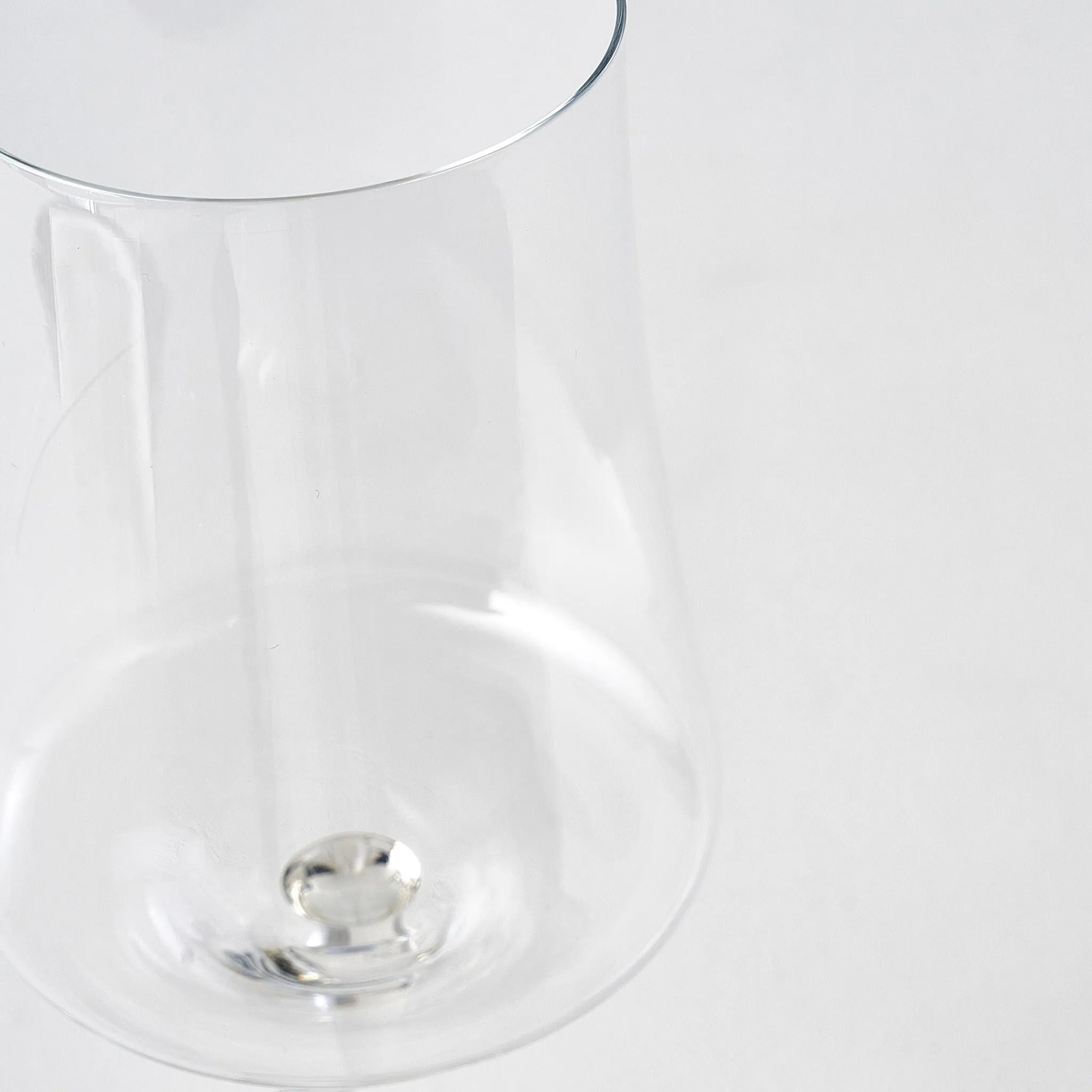 Shape Wine Glass detail view