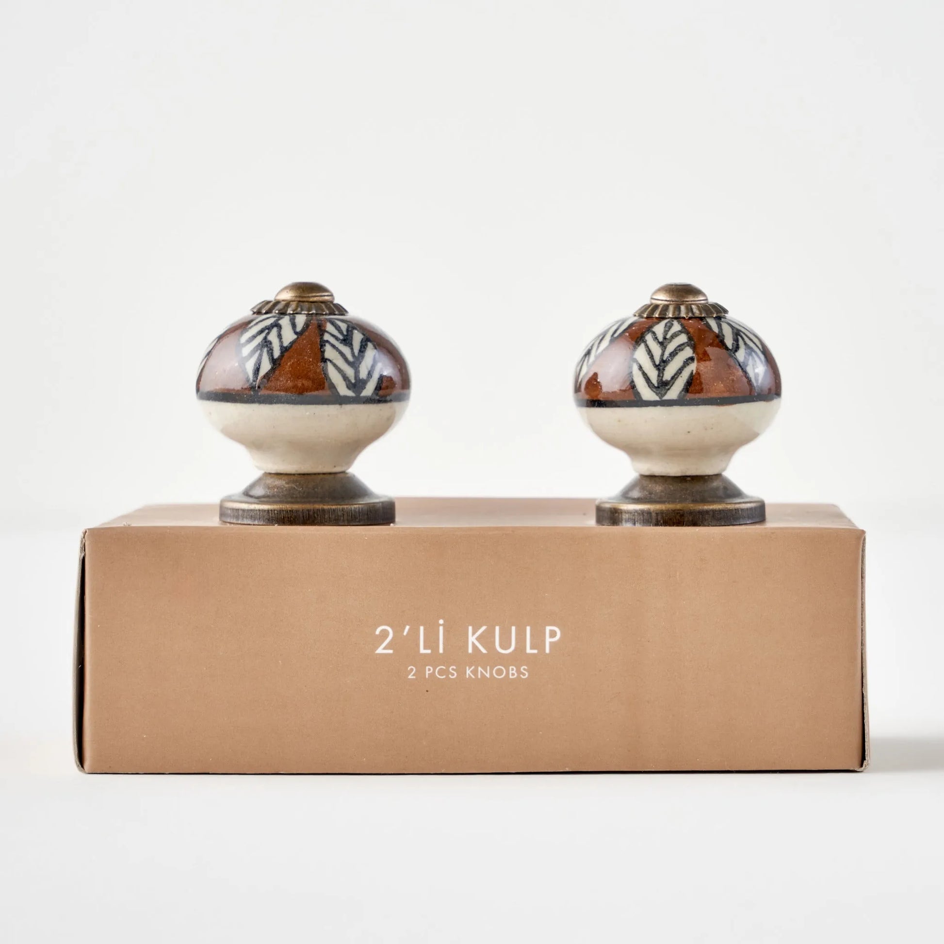 Shea Ceramic Cabinet Knobs (Set of 2) side view