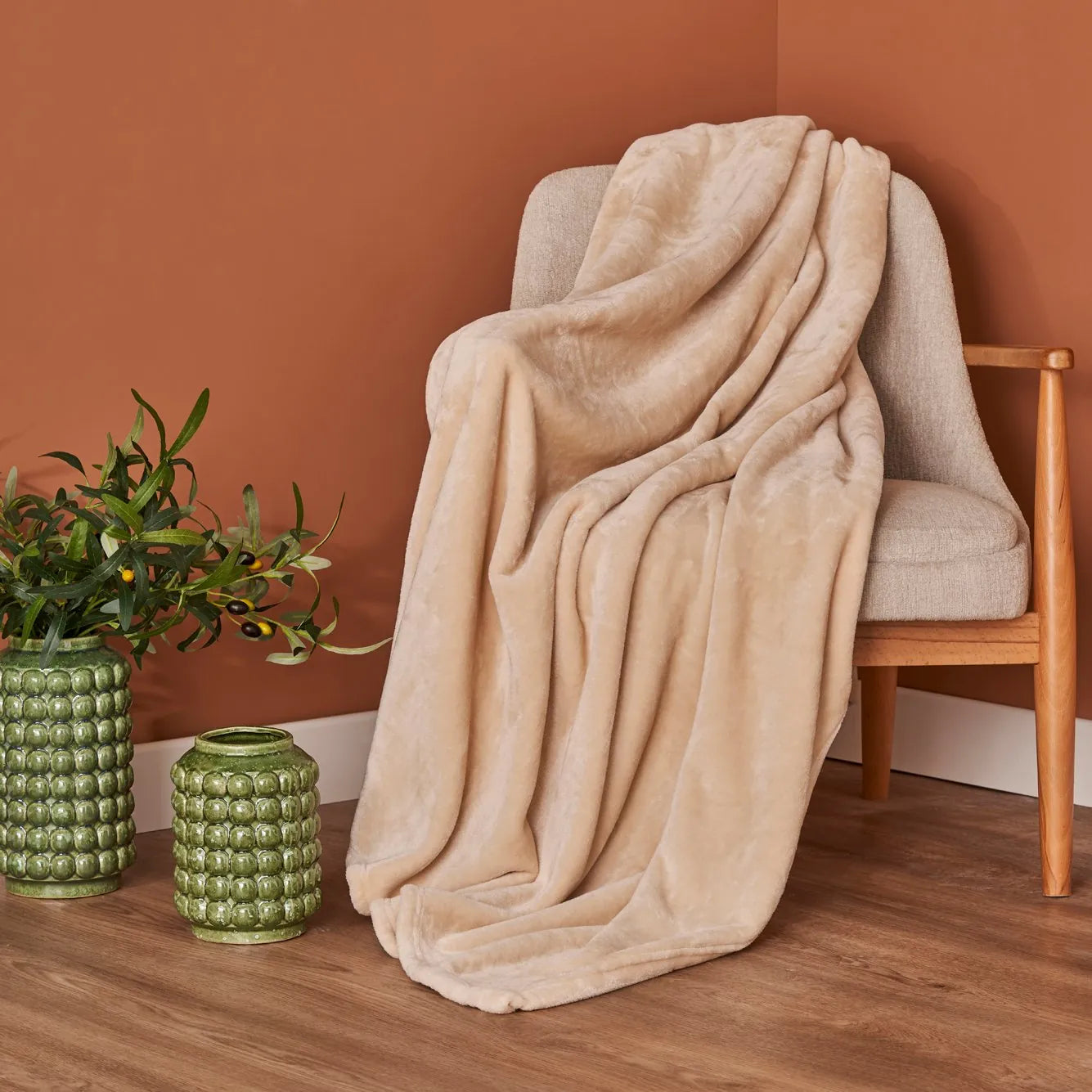 Shelly Wellsoft Plush Throw Blanket side view