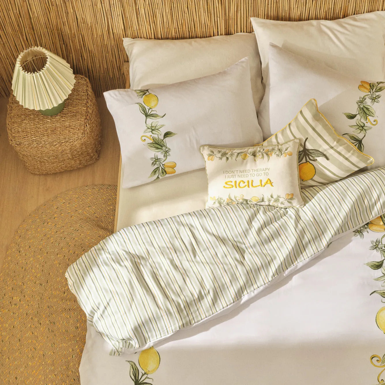 Sicilia Sateen Cotton Duvet Set detail view
