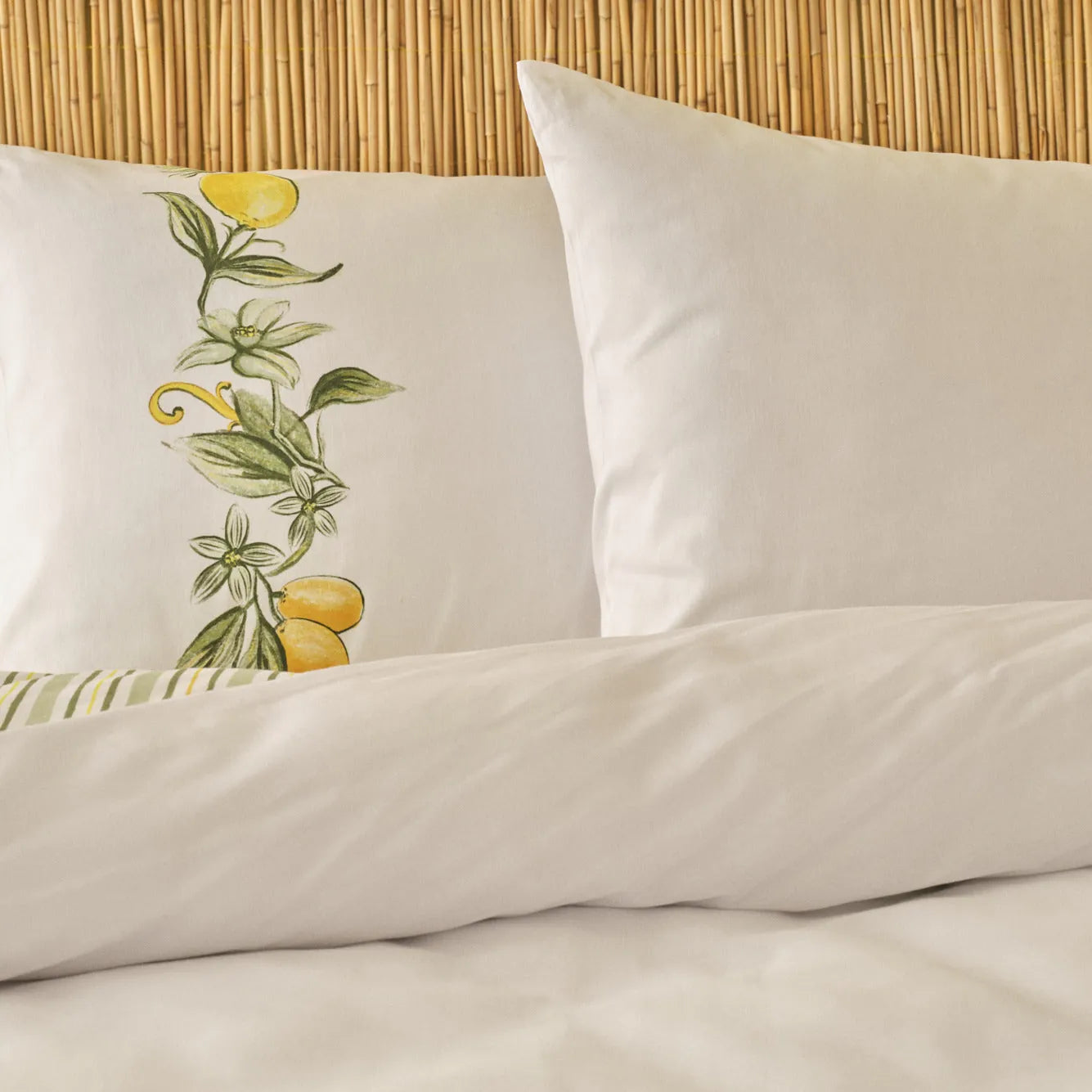 Sicilia Sateen Cotton Duvet Set texture detail