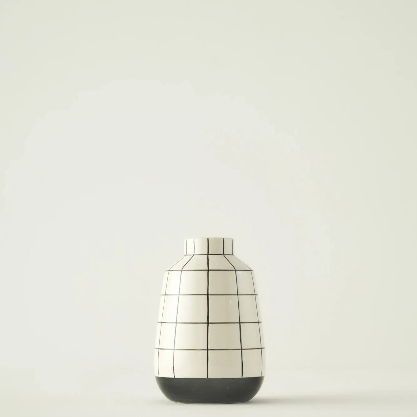 Square Stoneware Decorative Vase detail view