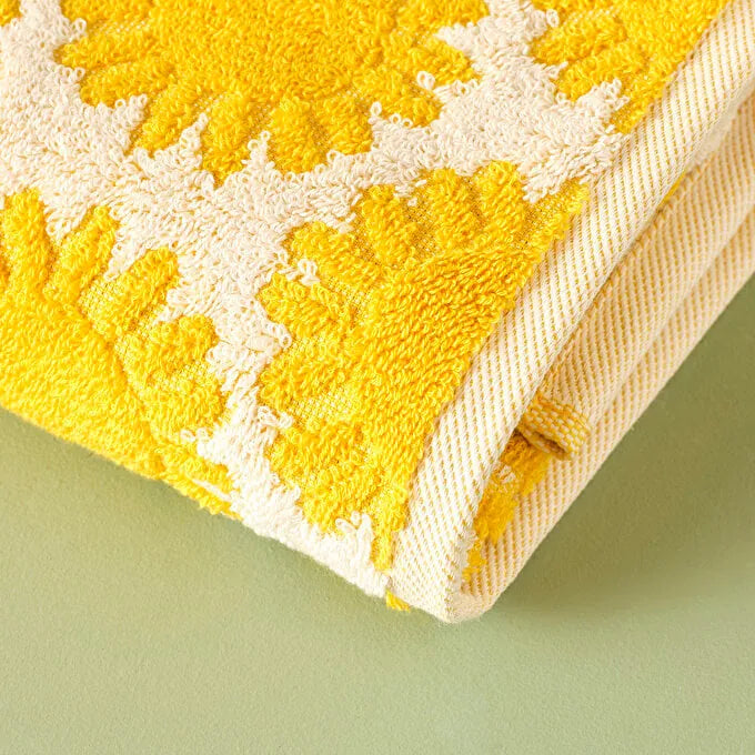 Sunny Cotton Hand Towel detail view