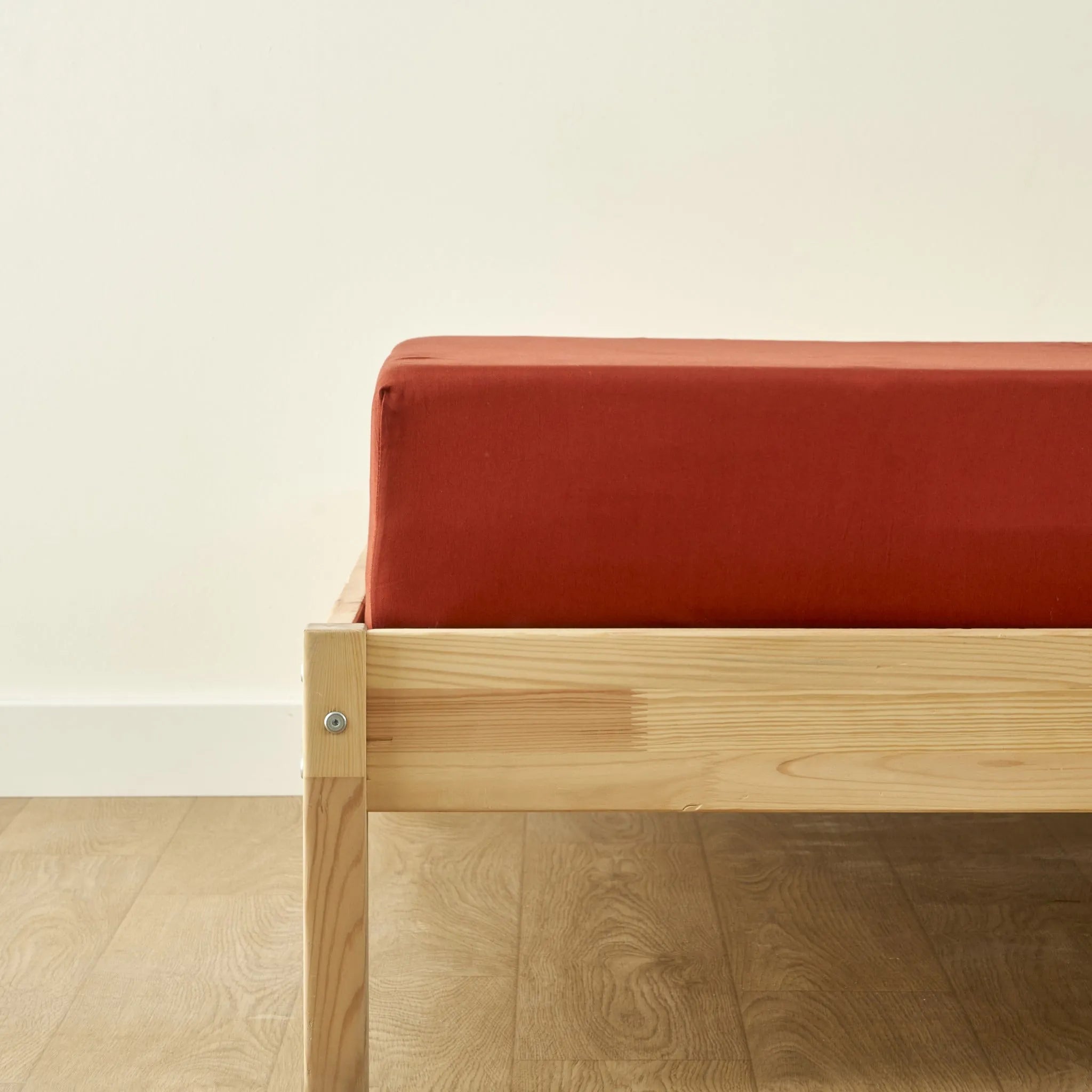 Supreme Cotton Sateen Flat Sheet texture detail