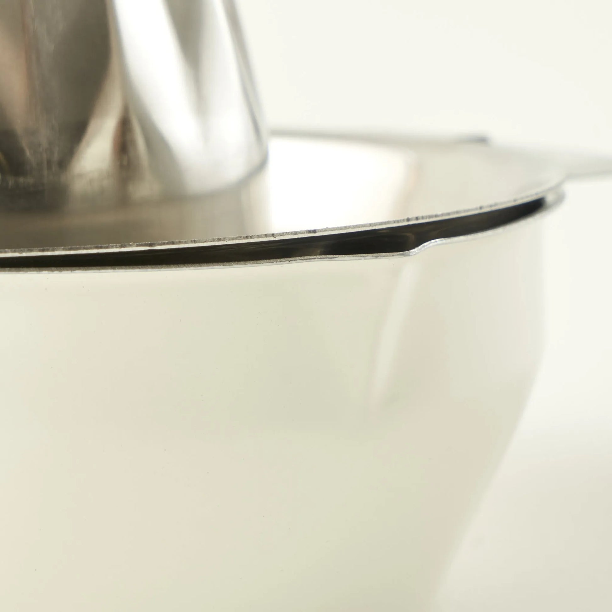Vave Stainless Steel Citrus Juicer detail view