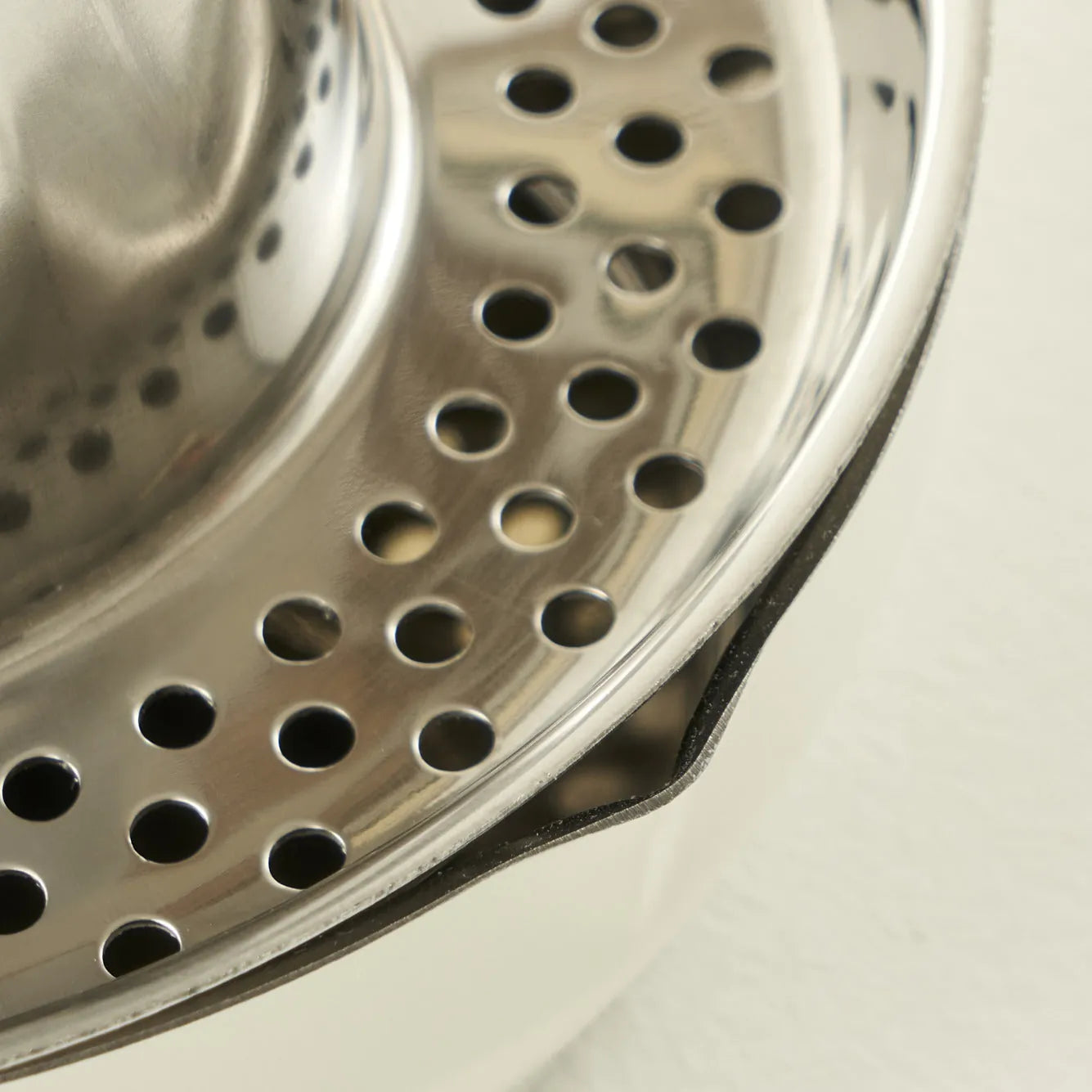 Vave Stainless Steel Citrus Juicer design detail