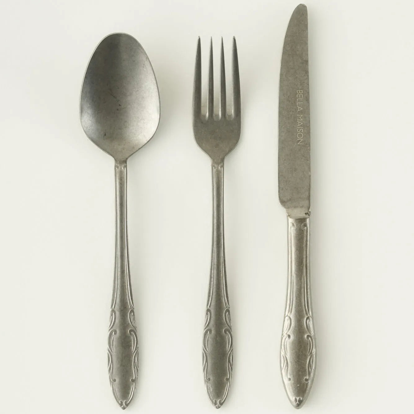 Vintage 18-Piece Flatware Set side view