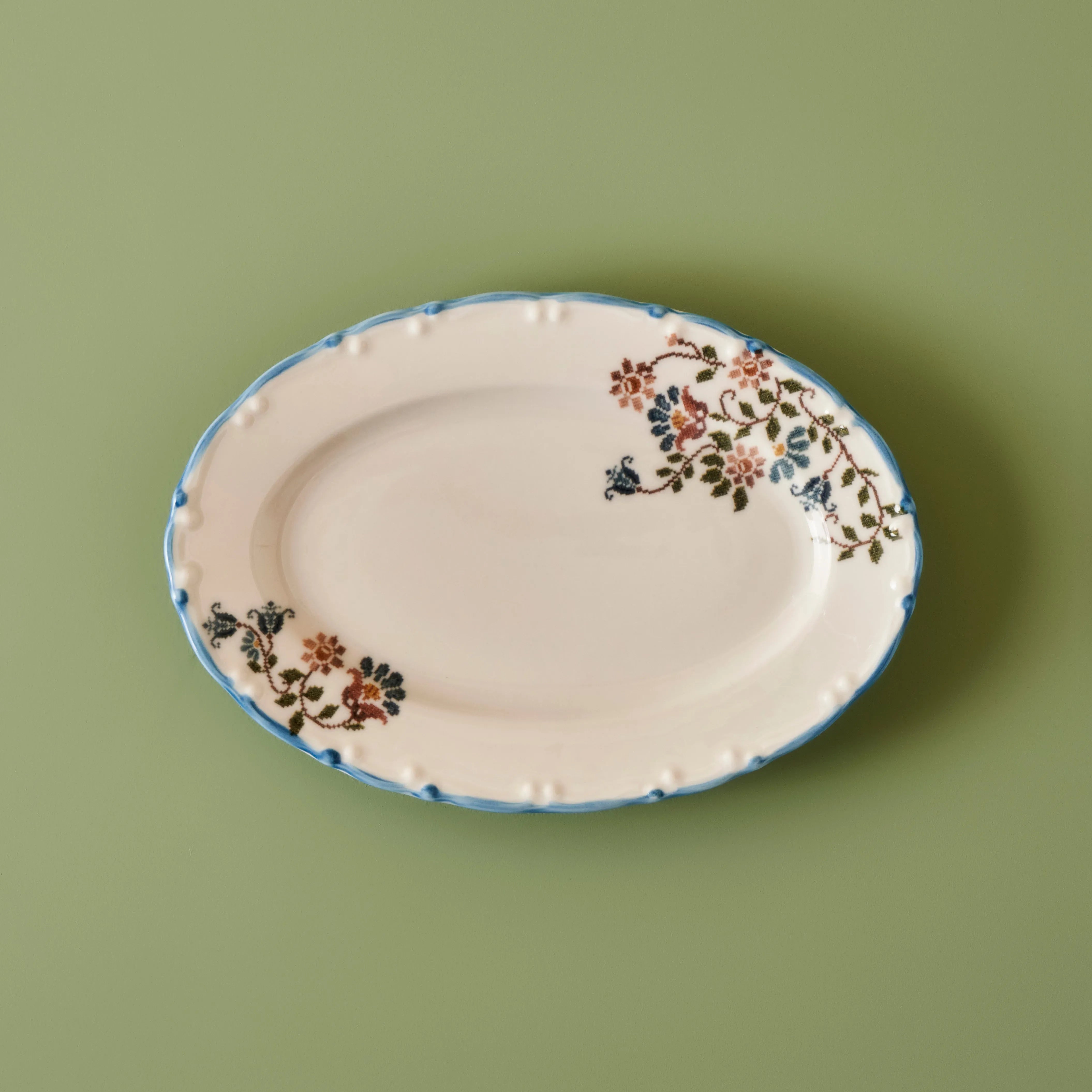Vintage Oval Porcelain Serving Platter texture detail