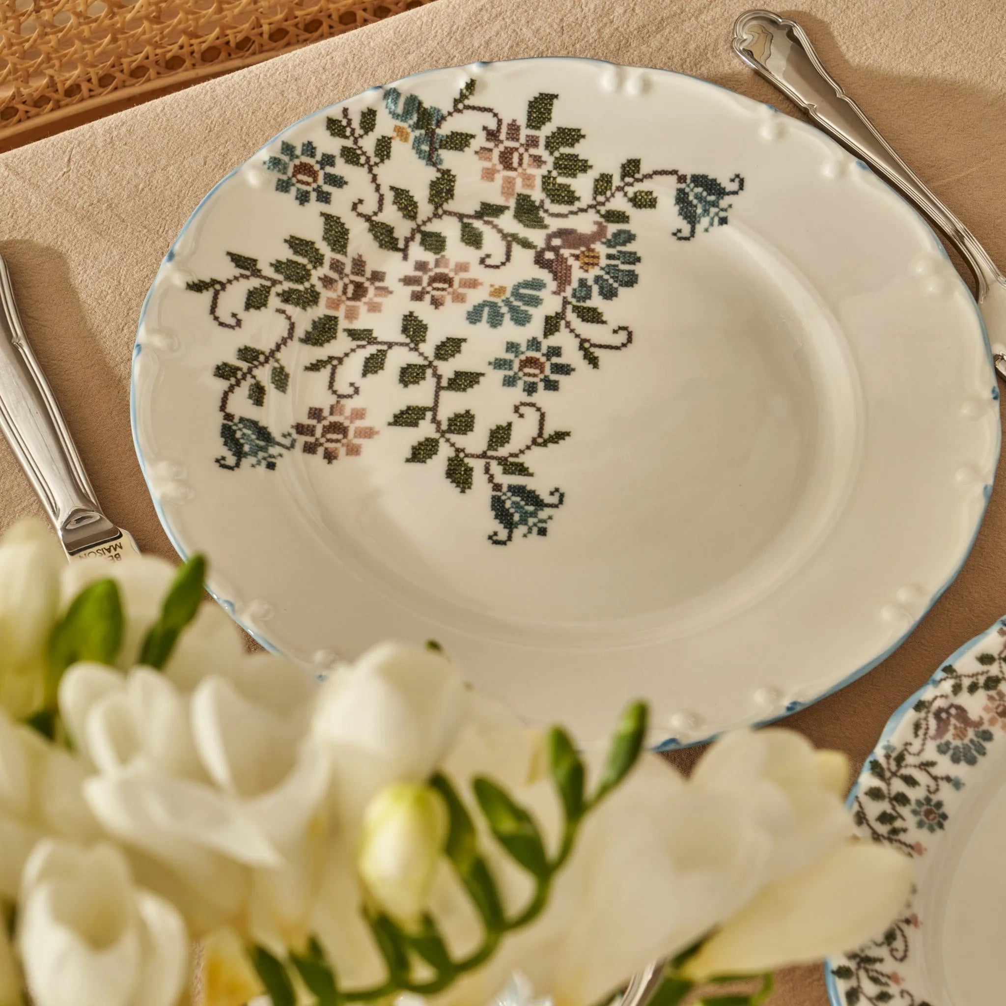 Vintage Porcelain Dinner Plate - Floral Corner texture detail