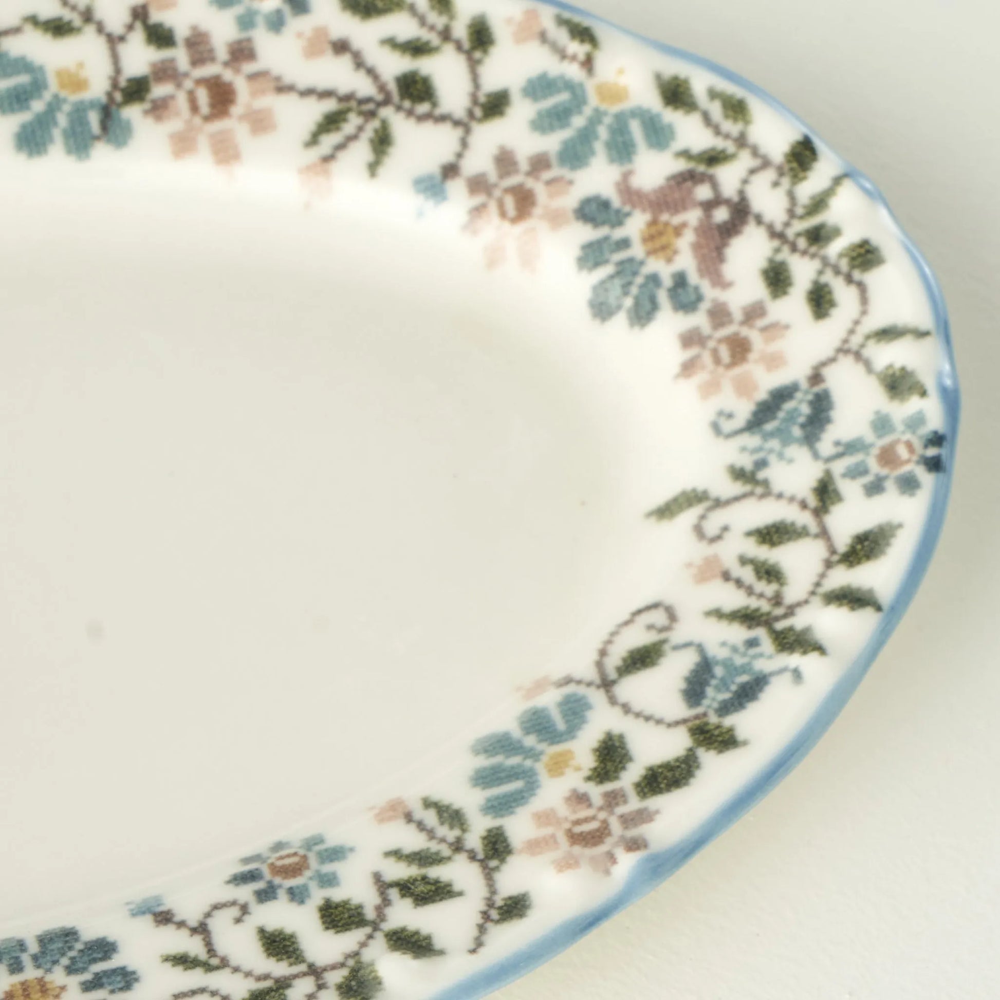 Vintage Porcelain Oval Serving Platter detail view