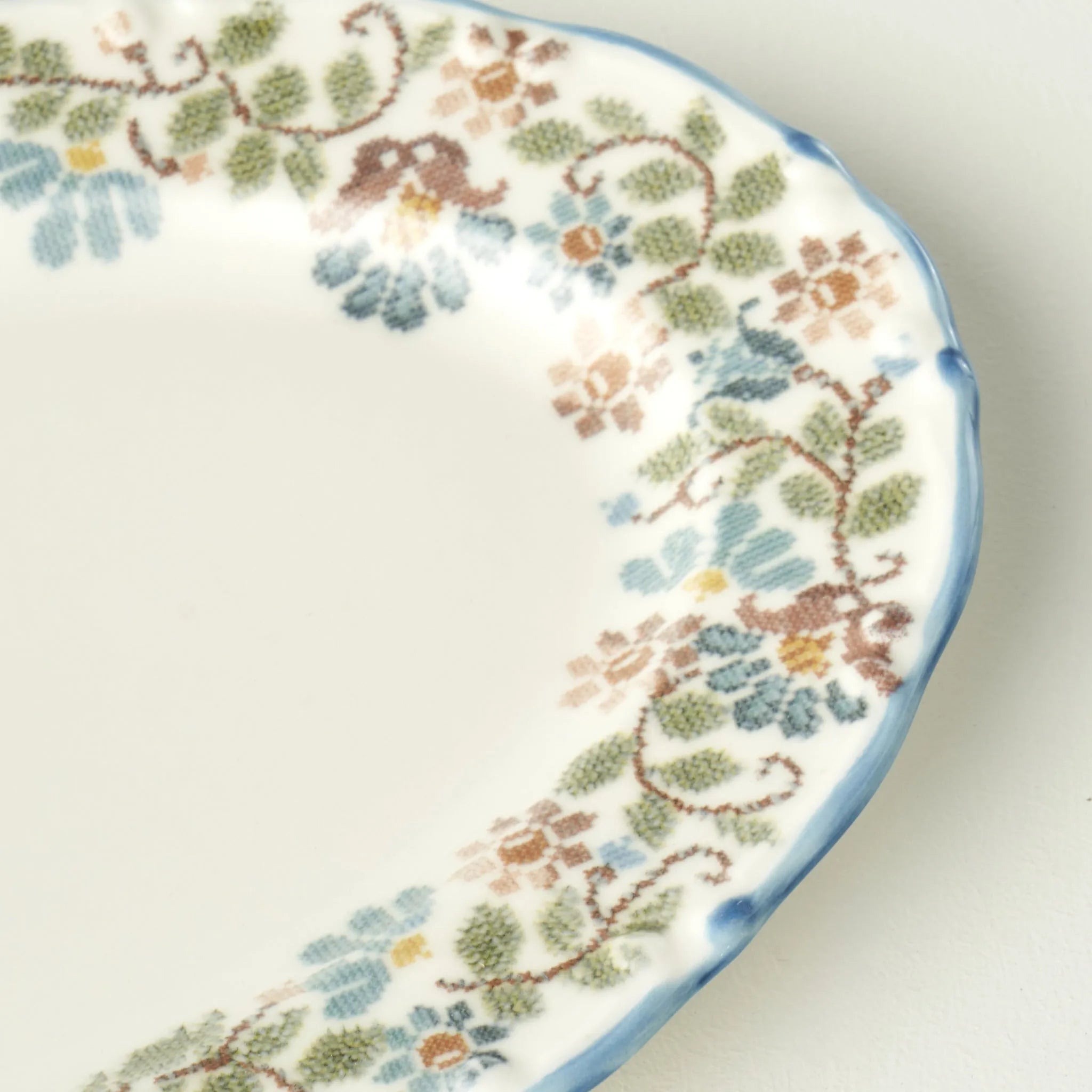 Vintage Porcelain Serving Platter detail view